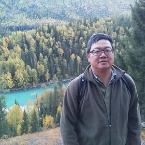 Yuen Wah Li