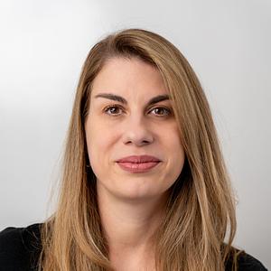 Nicole Troster